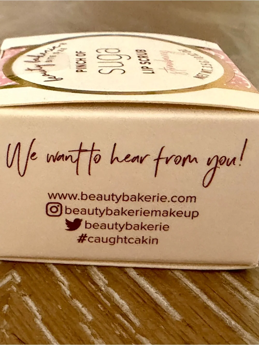 Beauty Bakerie Pinch of Suga Lip Scrub - Strawberry Pink with Gold Accents